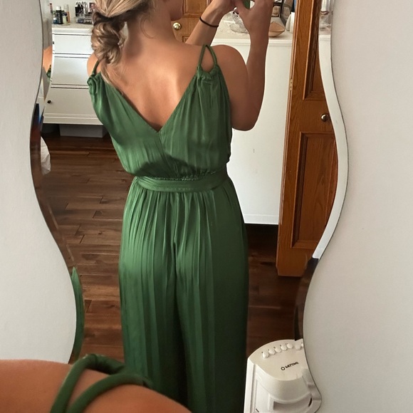 Zara jumpsuit - Picture 4 of 5